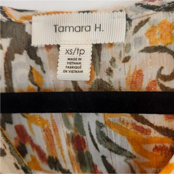 Tarama H. Women's Multicolor Paisley Top - Picture 3 of 3